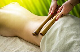 Bambus-Massage